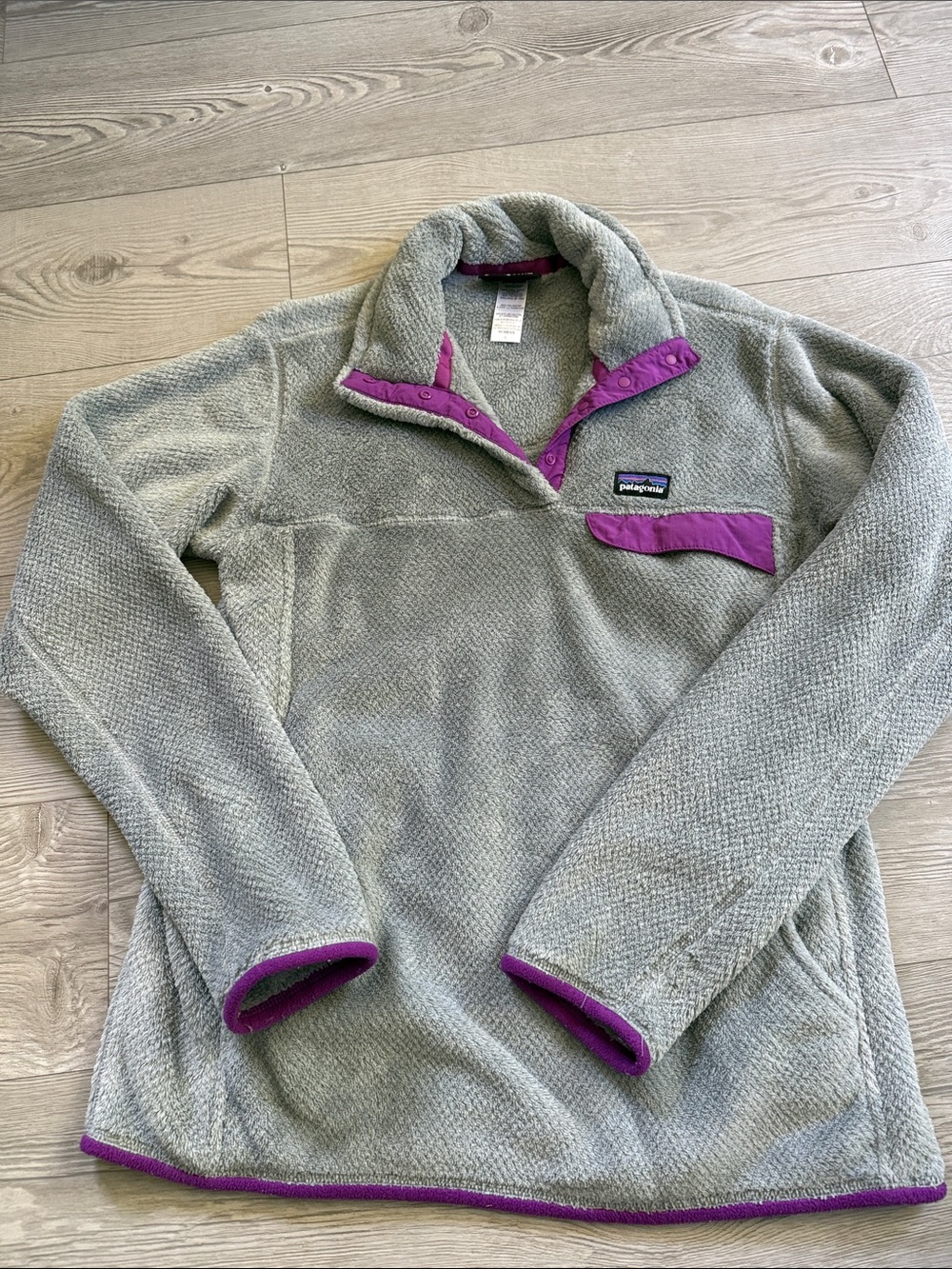Patagonia Gray Fleece Pullover with Purple Trim